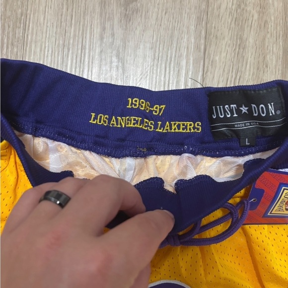Just Don Lakers shorts - Picture 4 of 5